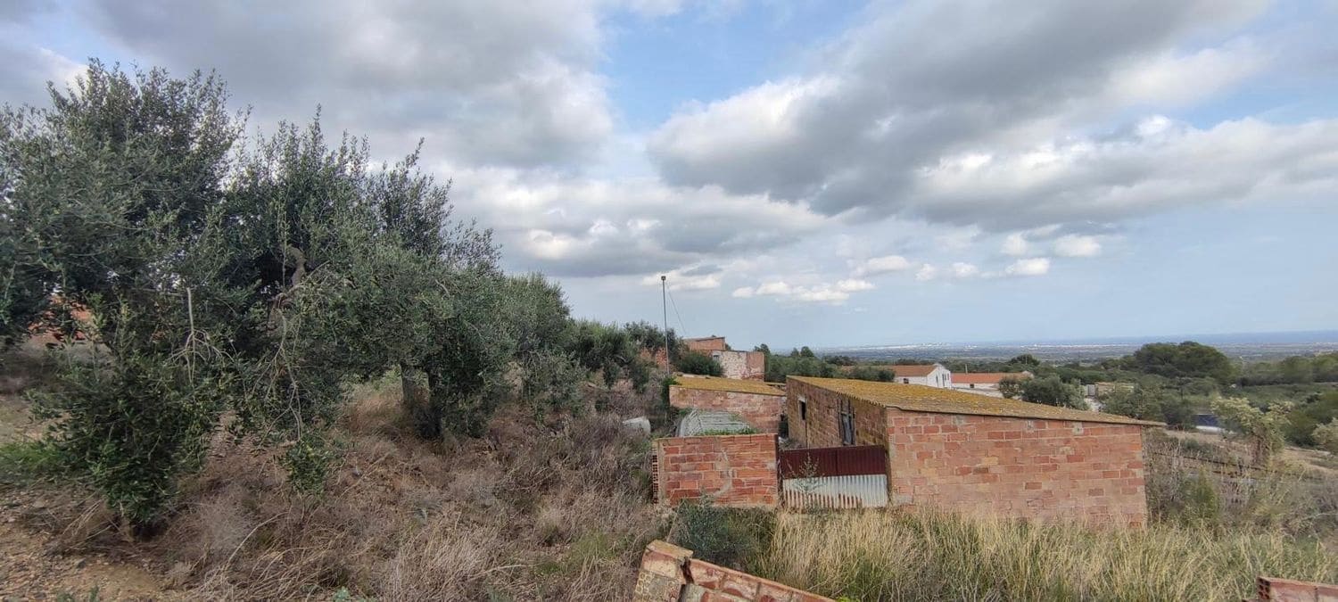 Grunde uden byggetilladelser til salg i Riudecanyes - € 280.000 (Ref: 8755134)