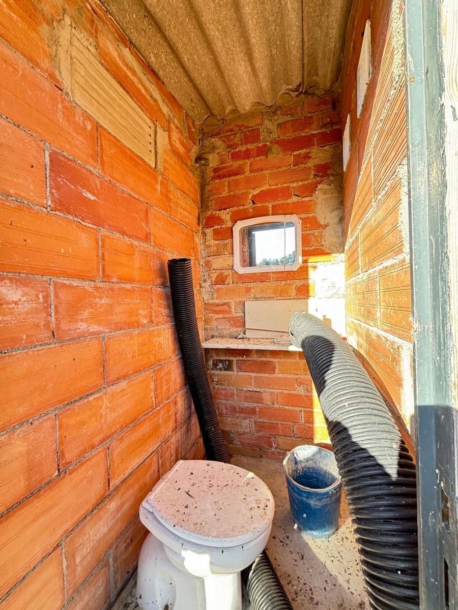 Grunde uden byggetilladelser til salg i Tivissa - € 38.000 (Ref: 8789048)