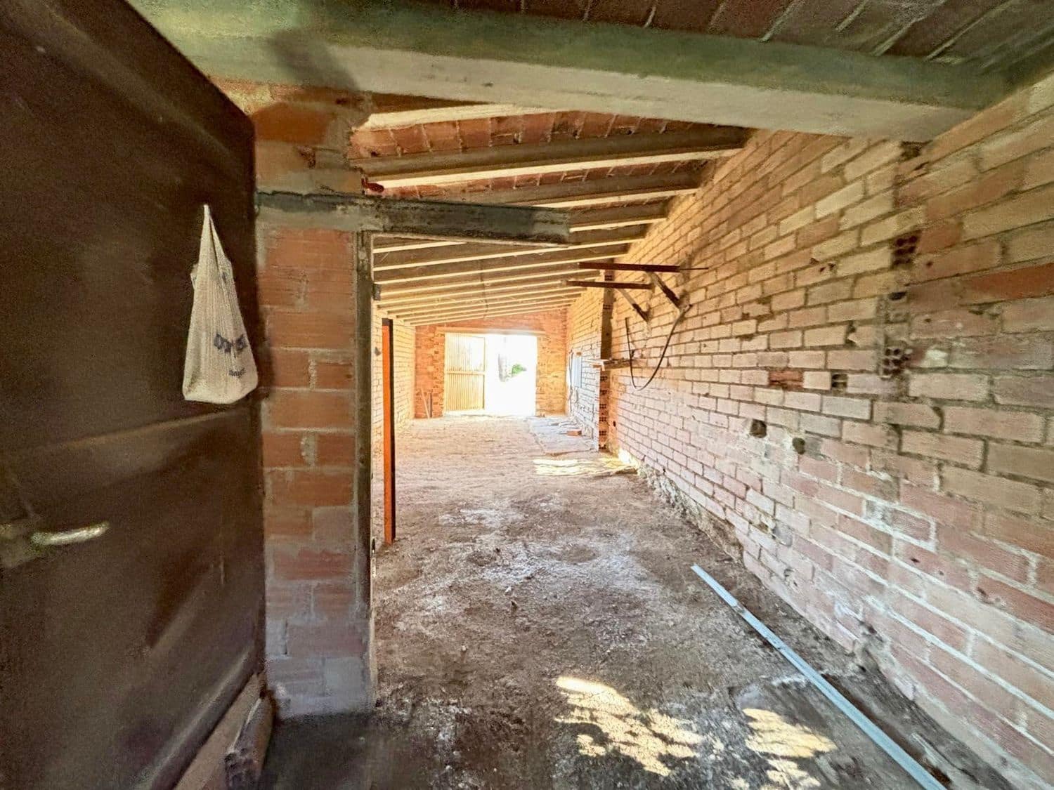 Grunde uden byggetilladelser til salg i Tivissa - € 38.000 (Ref: 8789048)