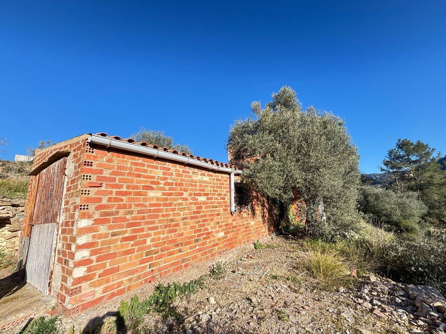 Grunde uden byggetilladelser til salg i Tivissa - € 38.000 (Ref: 8789048)