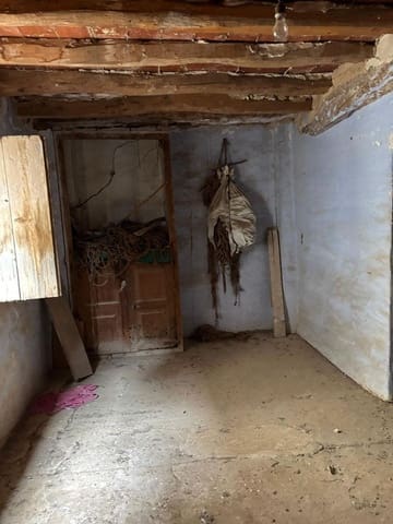 1 Zimmer Finca/Landgut zu verkaufen in La Torre de l'Espanyol mit Garage - 15.000 € (Ref: 8993592)