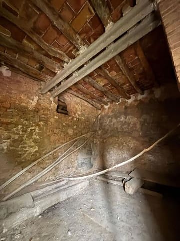 1 Zimmer Finca/Landgut zu verkaufen in La Torre de l'Espanyol mit Garage - 15.000 € (Ref: 8993592)