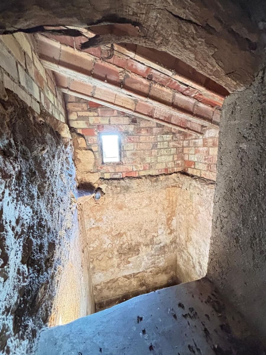 Grunde uden byggetilladelser til salg i Flix - € 25.000 (Ref: 8993596)