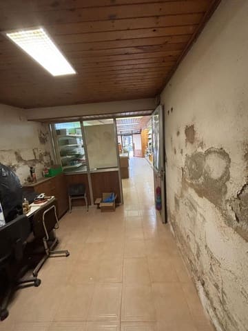 Erhverv til salg i Flix - € 34.000 (Ref: 9004499)