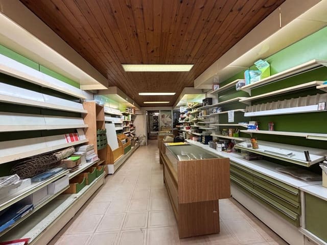 Erhverv til salg i Flix - € 34.000 (Ref: 9004499)