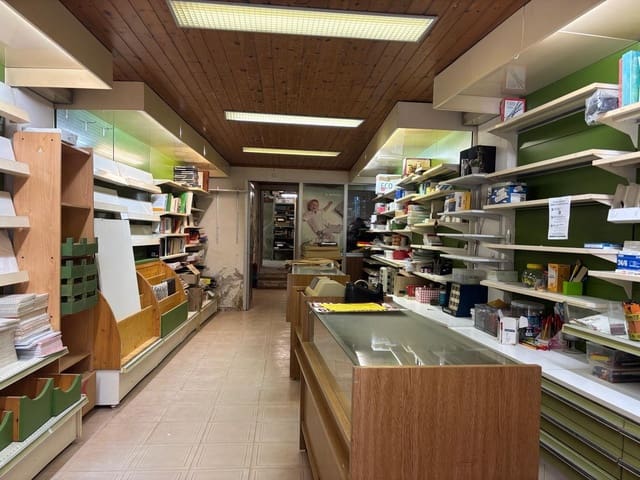 Erhverv til salg i Flix - € 34.000 (Ref: 9004499)