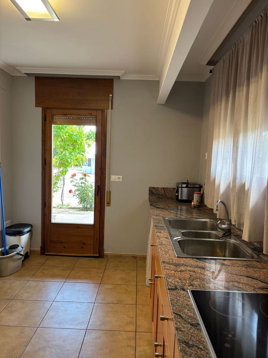 6 soveværelse Finca/Landehus til salg i Caspe med garage - € 690.000 (Ref: 9020543)