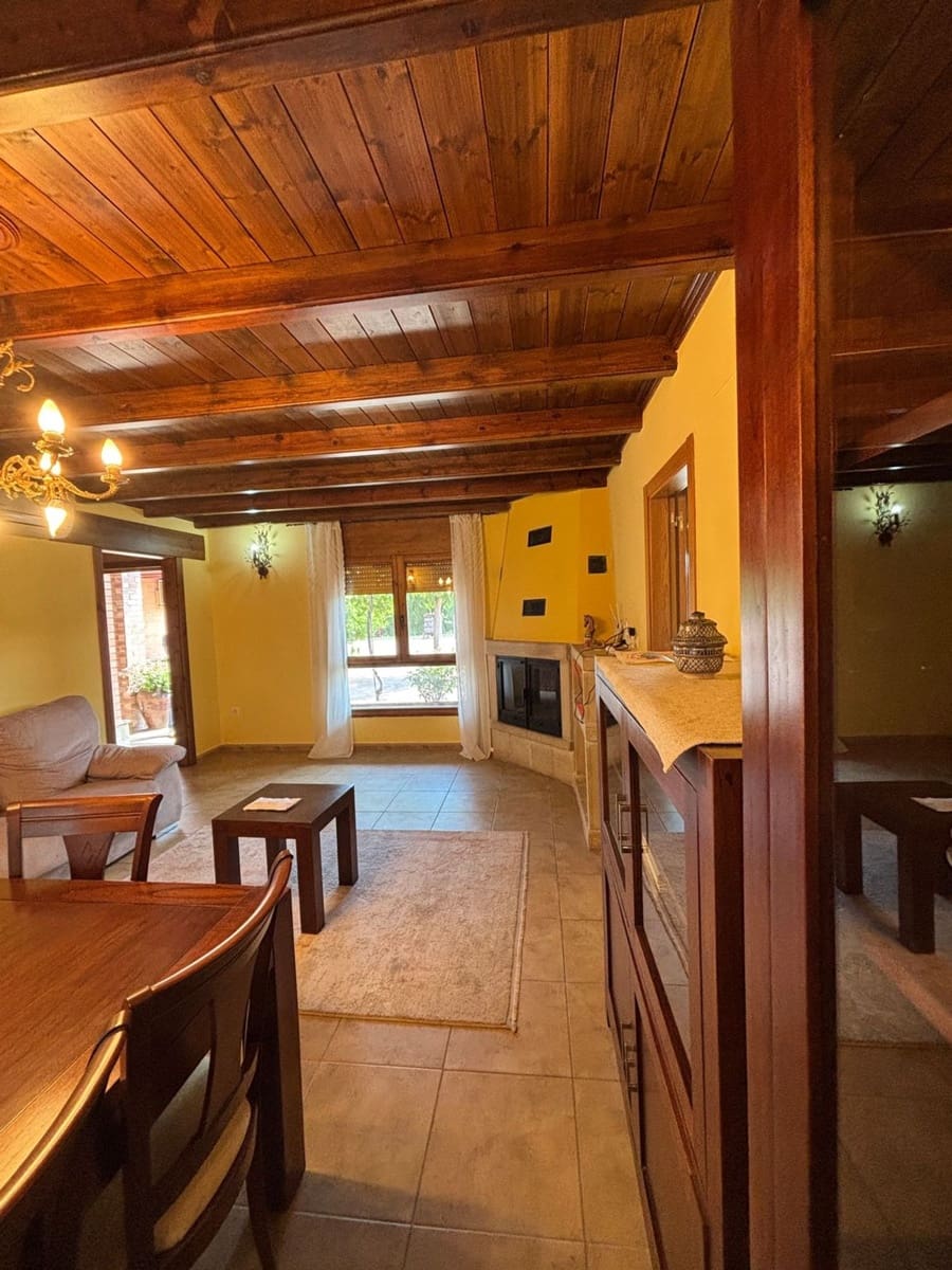 6 soveværelse Finca/Landehus til salg i Caspe med garage - € 690.000 (Ref: 9020543)