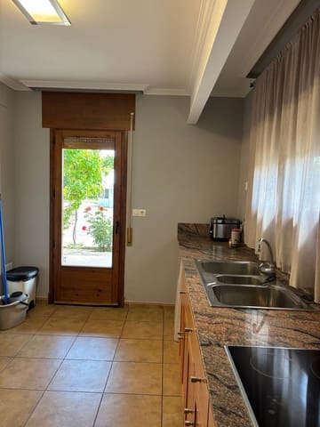 6 bedroom Finca/Country House for sale in Caspe with garage - € 690,000 (Ref: 9020543)