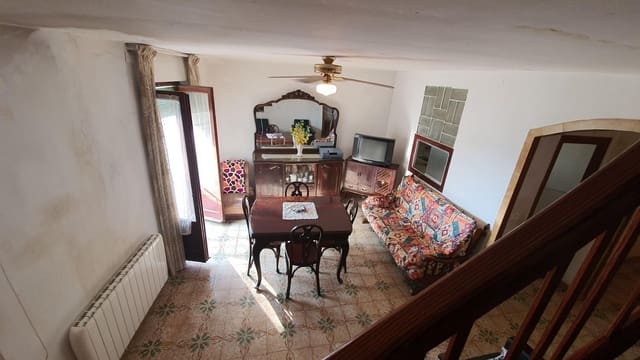 3 soveværelse Finca/Landehus til salg i El Masroig med garage - € 72.000 (Ref: 9170971)