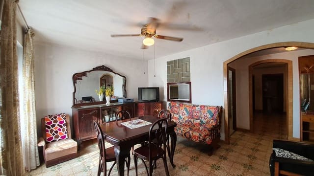 3 soveværelse Finca/Landehus til salg i El Masroig med garage - € 72.000 (Ref: 9170971)