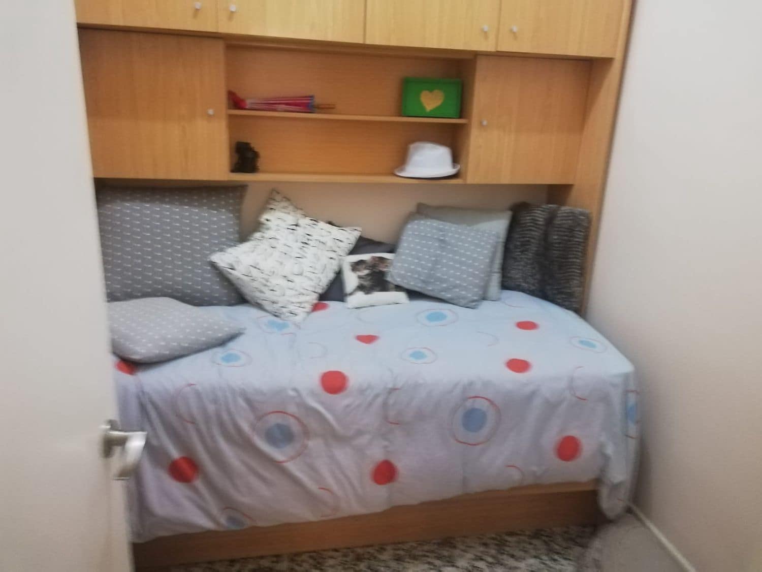 4 soveværelse Restaurant/Bar til salg i Flix med garage - € 350.000 (Ref: 9242620)