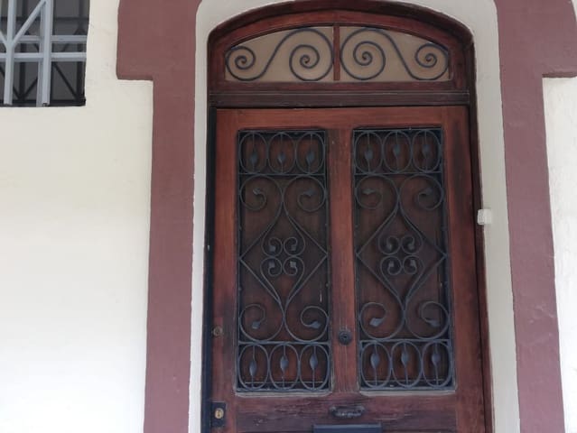 4 bedroom Restaurant/Bar for sale in Flix with garage - € 350,000 (Ref: 9242620)