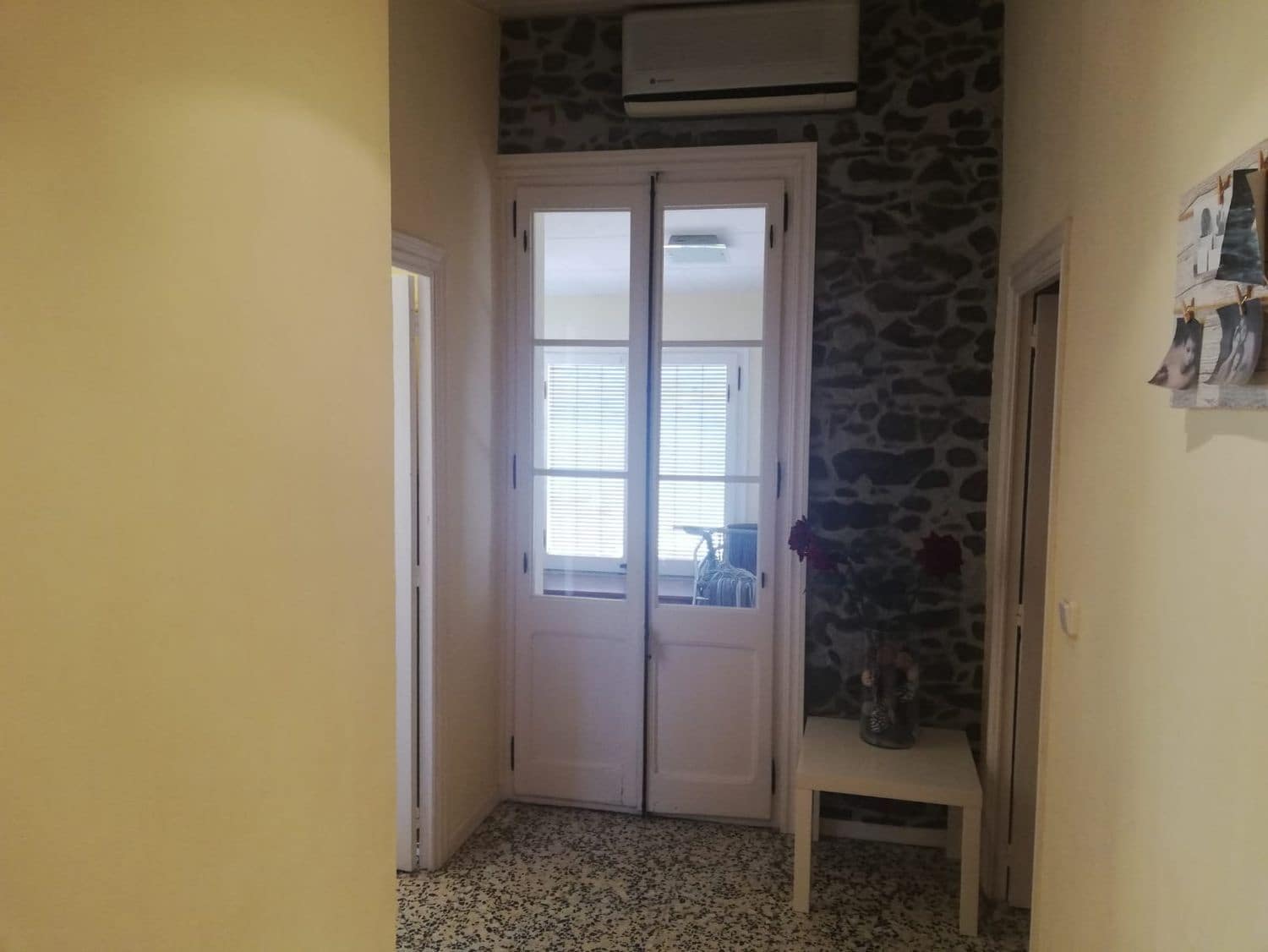 4 soveværelse Restaurant/Bar til salg i Flix med garage - € 350.000 (Ref: 9242620)