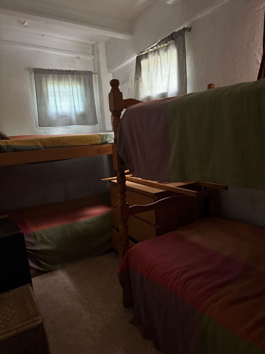 2 soveværelse Finca/Landehus til salg i El Masroig med swimmingpool garage - € 85.000 (Ref: 9248501)