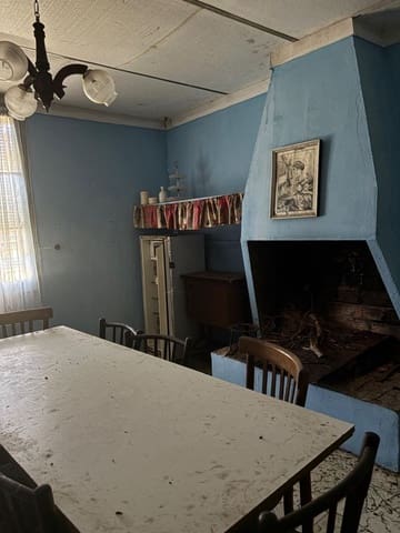 Mark till salu i Flix - 19 000 € (Ref: 9371259)