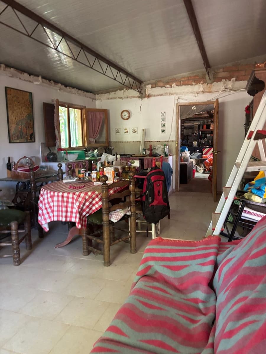 2 bedroom Finca/Country House for sale in Tivissa with garage - € 175,000 (Ref: 9371260)