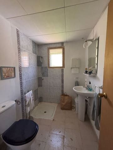 2 sypialnia Finka/Dom wiejski na sprzedaż w Tivissa z garażem - 175 000 € (Ref: 9371260)