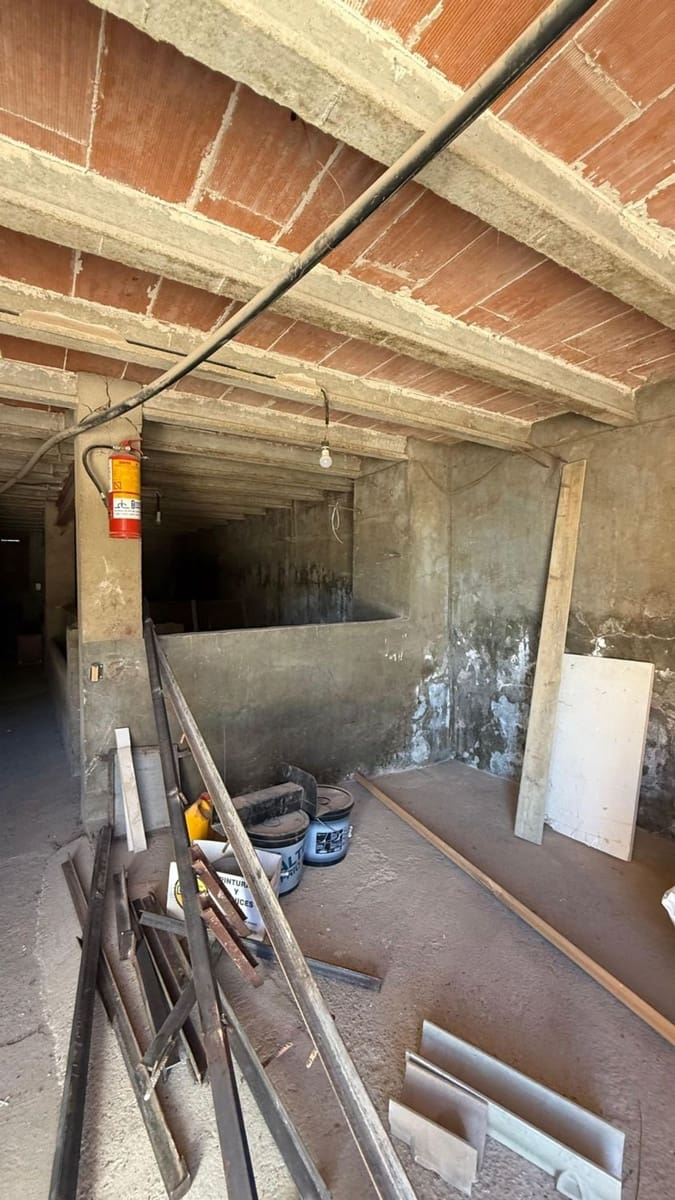 Finca/Country House for sale in Tivissa with garage - € 200,000 (Ref: 9371262)