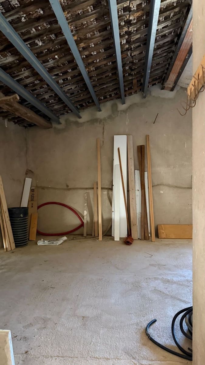 Finca/Country House for sale in Tivissa with garage - € 200,000 (Ref: 9371262)