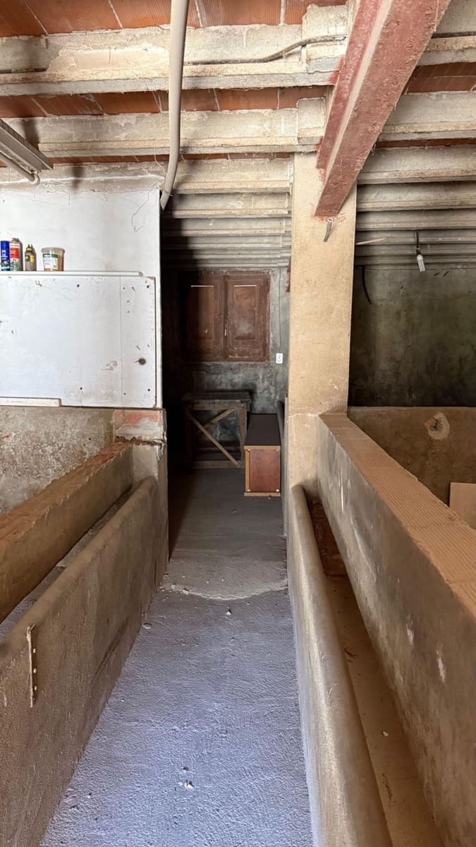 Finca/Country House for sale in Tivissa with garage - € 200,000 (Ref: 9371262)