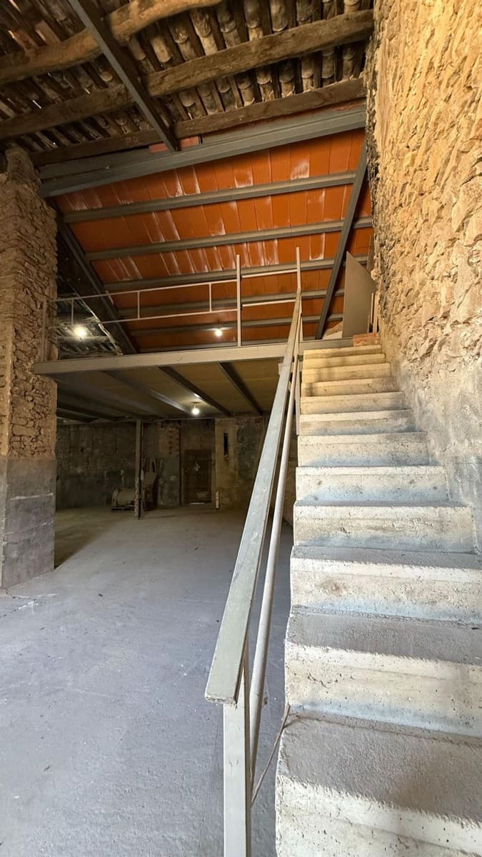 Finca/Country House for sale in Tivissa with garage - € 200,000 (Ref: 9371262)