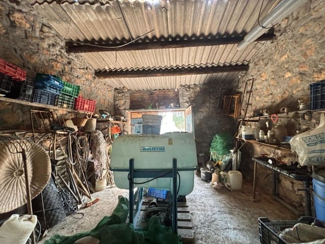 Mark till salu i Bovera - 60 000 € (Ref: 9371263)