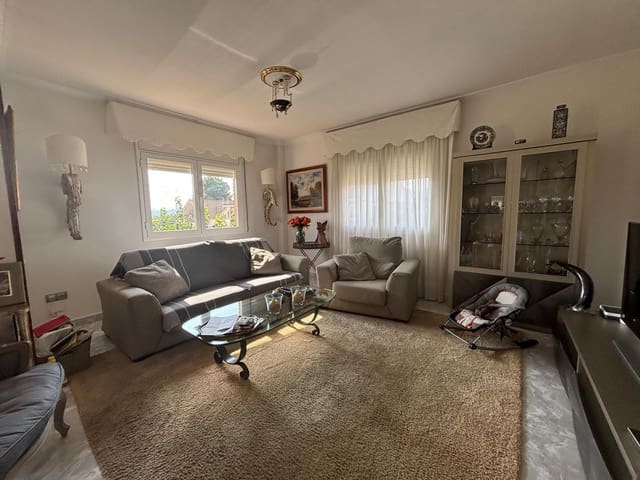 5 soverom Leilighet til salgs i Flix med garasje - € 176 000 (Ref: 9371264)