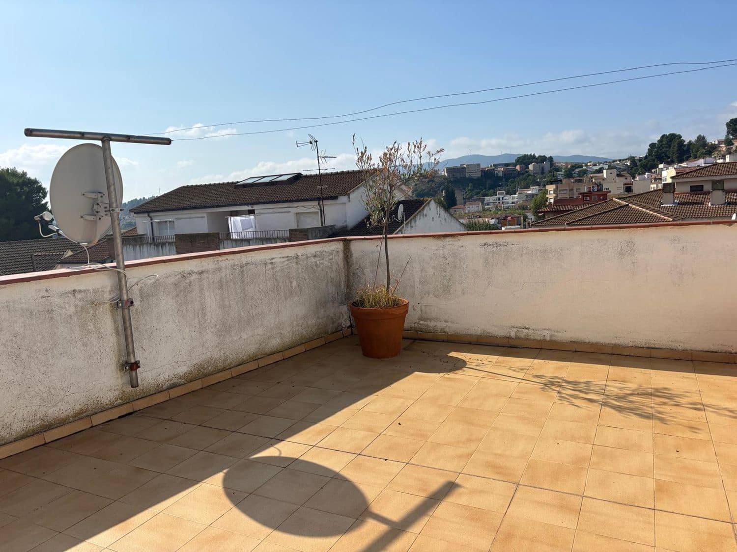 5 soveværelse Lejlighed til salg i Flix med garage - € 176.000 (Ref: 9371264)