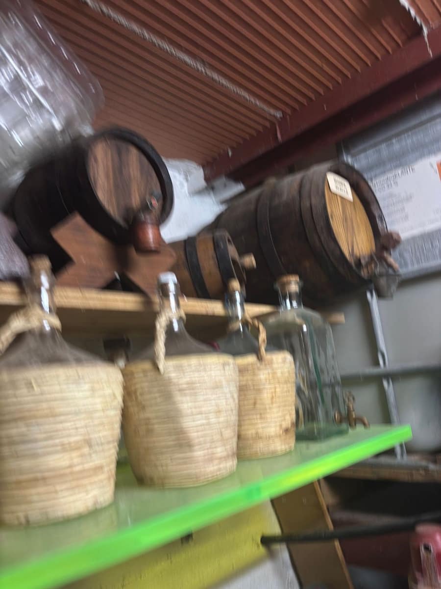 7 slaapkamer Finca/Landhuis te koop in Flix met zwembad garage - € 260.000 (Ref: 9371265)