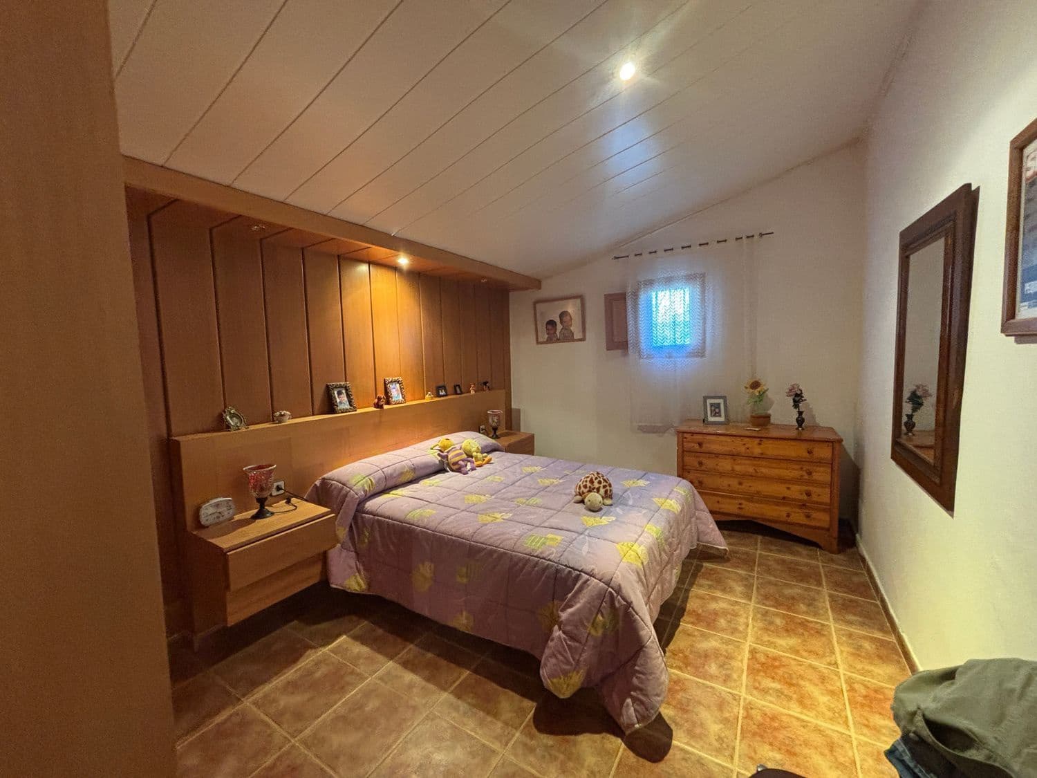 7 slaapkamer Finca/Landhuis te koop in Flix met zwembad garage - € 260.000 (Ref: 9371265)