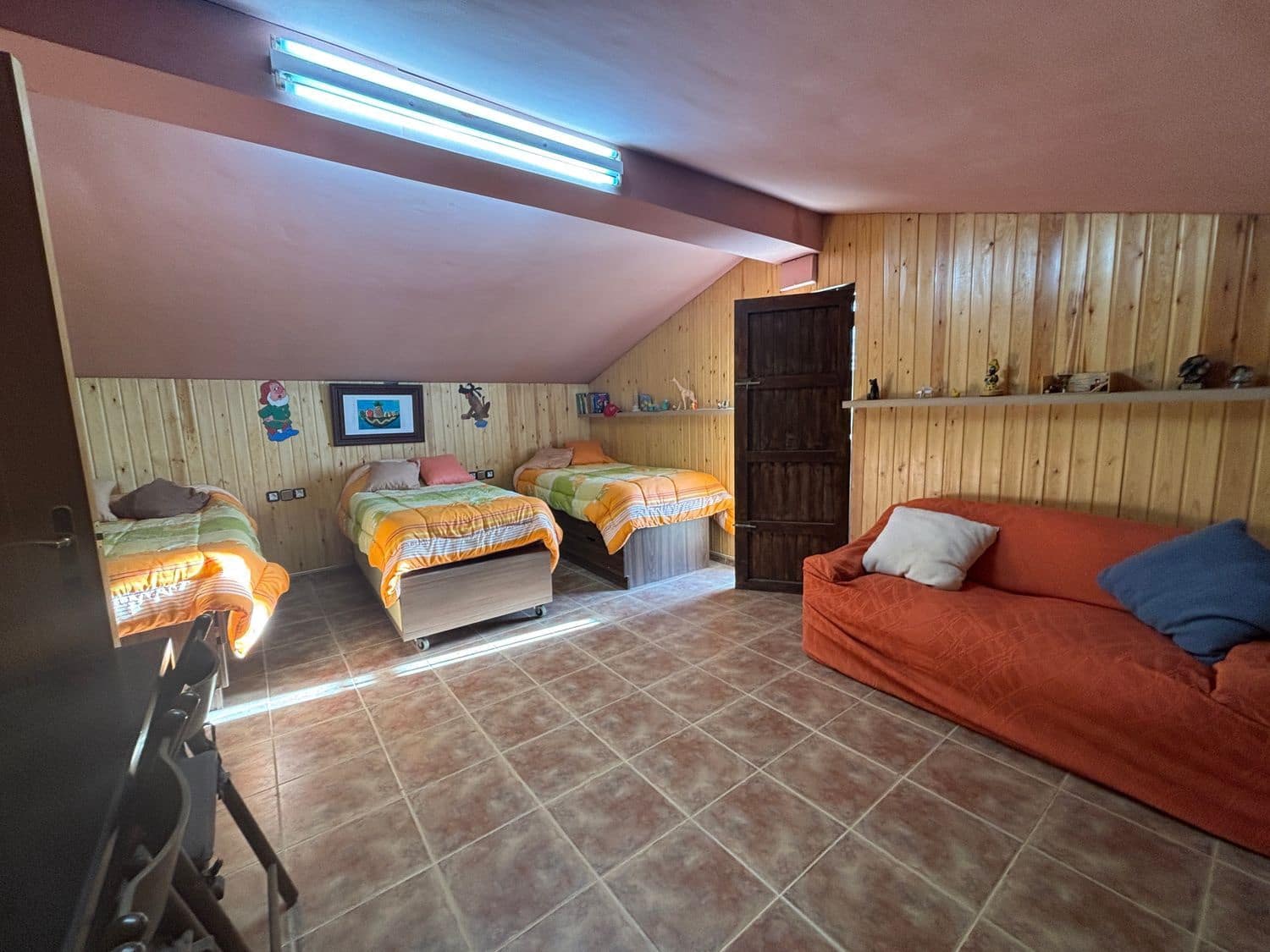 7 slaapkamer Finca/Landhuis te koop in Flix met zwembad garage - € 260.000 (Ref: 9371265)