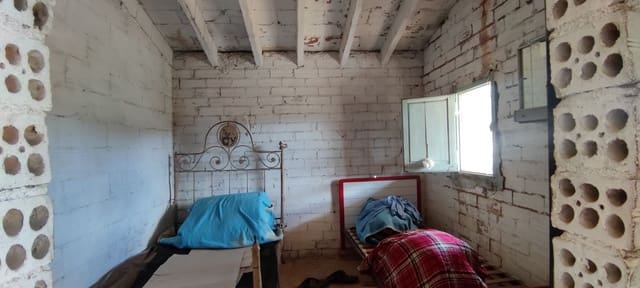 2 sypialnia Finka/Dom wiejski na sprzedaż w Tivissa z garażem - 55 000 € (Ref: 9371266)