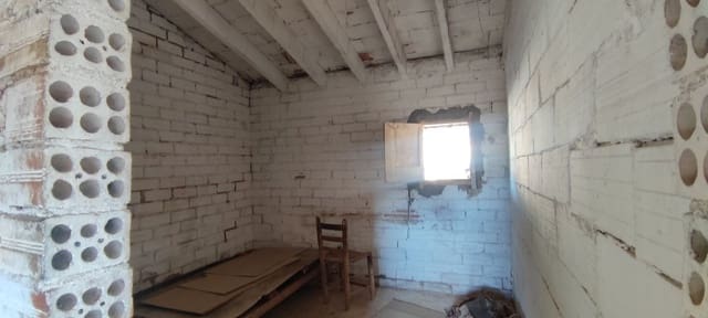 2 sypialnia Finka/Dom wiejski na sprzedaż w Tivissa z garażem - 55 000 € (Ref: 9371266)