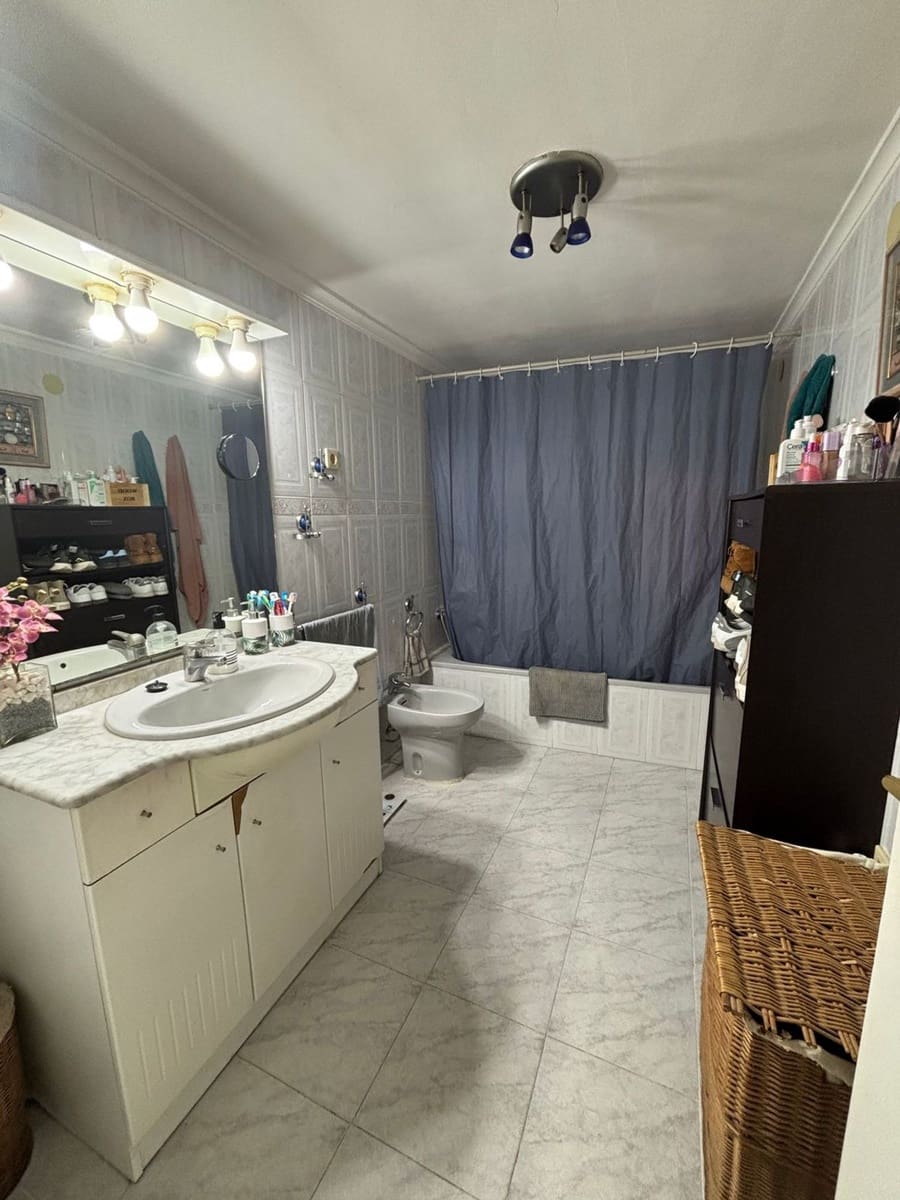 2 bedroom Finca/Country House for sale in Flix with garage - € 58,000 (Ref: 9378759)