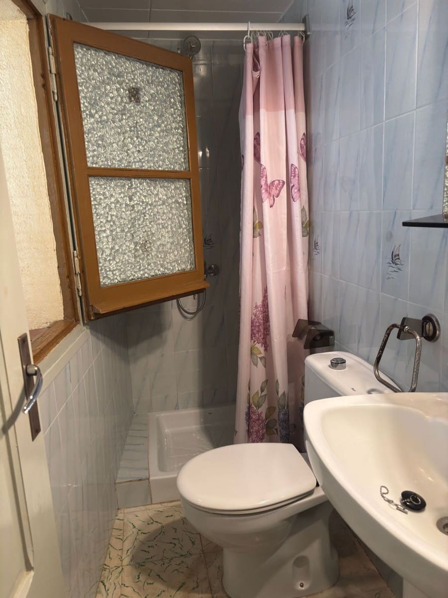 3 bedroom Finca/Country House for sale in Tivissa with garage - € 59,000 (Ref: 9513168)