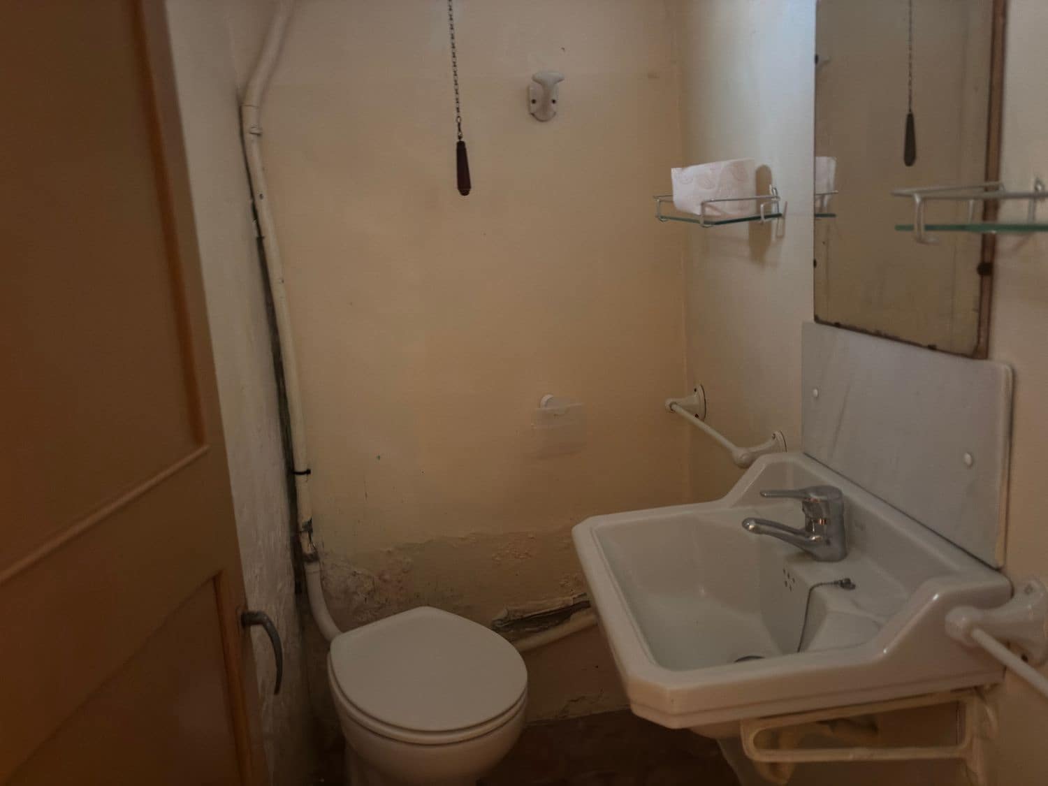 3 bedroom Finca/Country House for sale in Tivissa with garage - € 59,000 (Ref: 9513168)