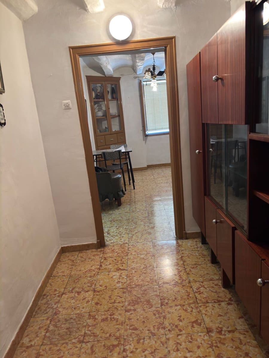 3 bedroom Finca/Country House for sale in Tivissa with garage - € 59,000 (Ref: 9513168)