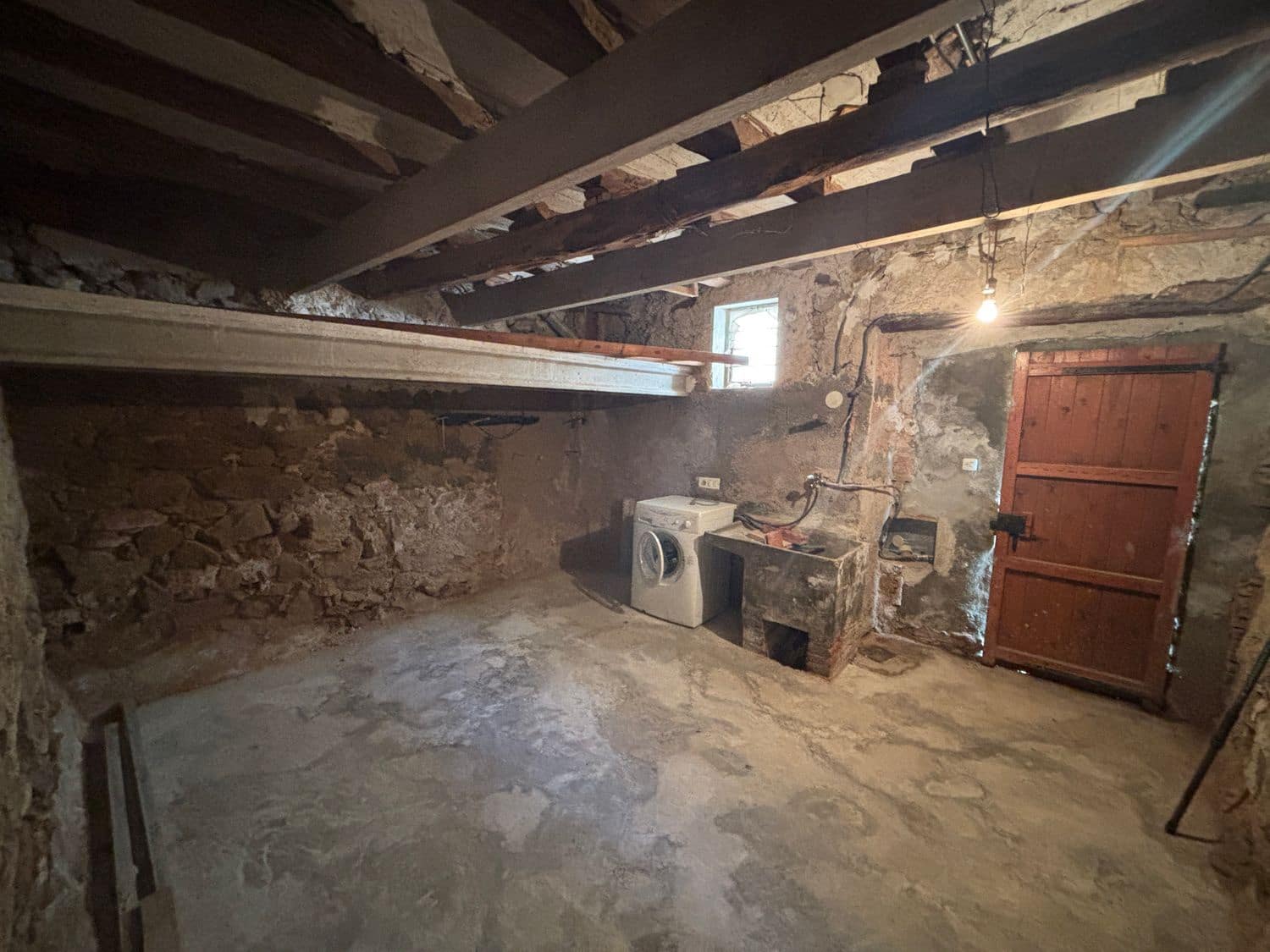 3 bedroom Finca/Country House for sale in Tivissa with garage - € 59,000 (Ref: 9513168)