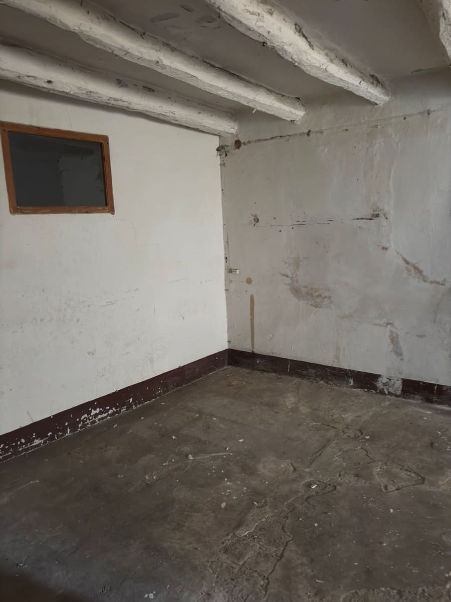 1 bedroom Finca/Country House for sale in Riudecanyes with garage - € 47,000 (Ref: 9513169)