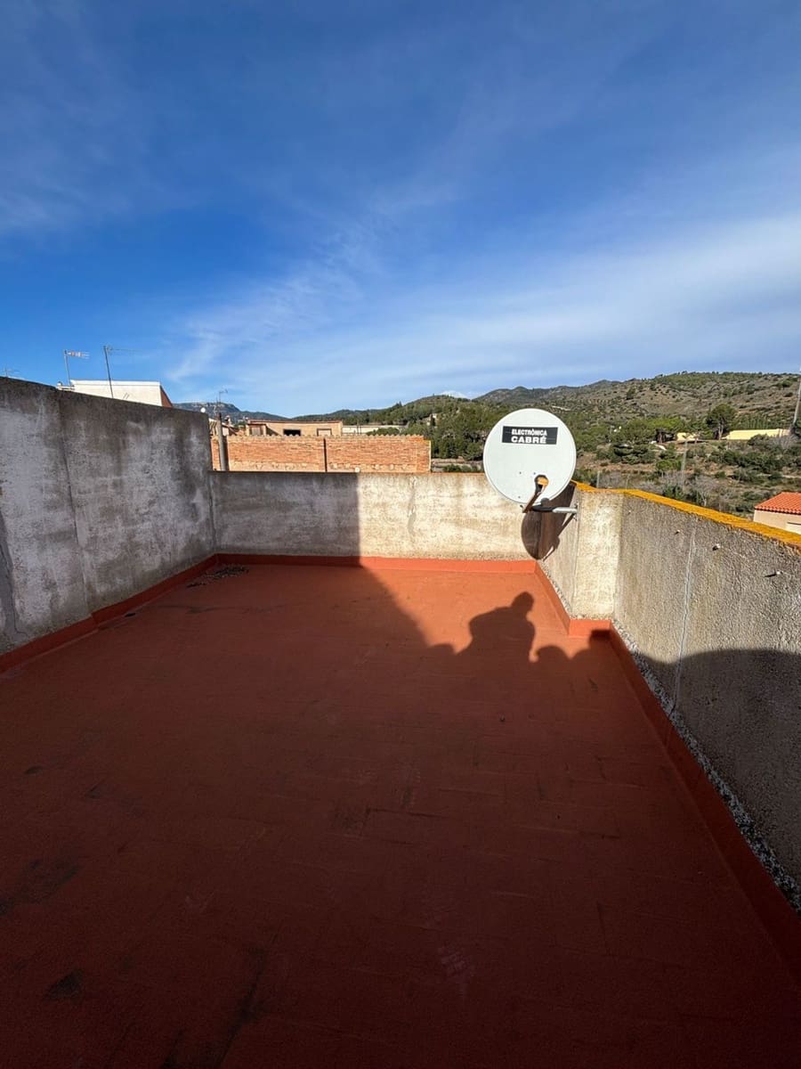 1 bedroom Finca/Country House for sale in Riudecanyes with garage - € 47,000 (Ref: 9513169)