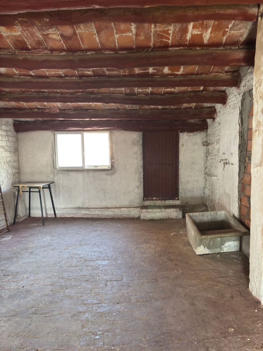 1 bedroom Finca/Country House for sale in Riudecanyes with garage - € 47,000 (Ref: 9513169)