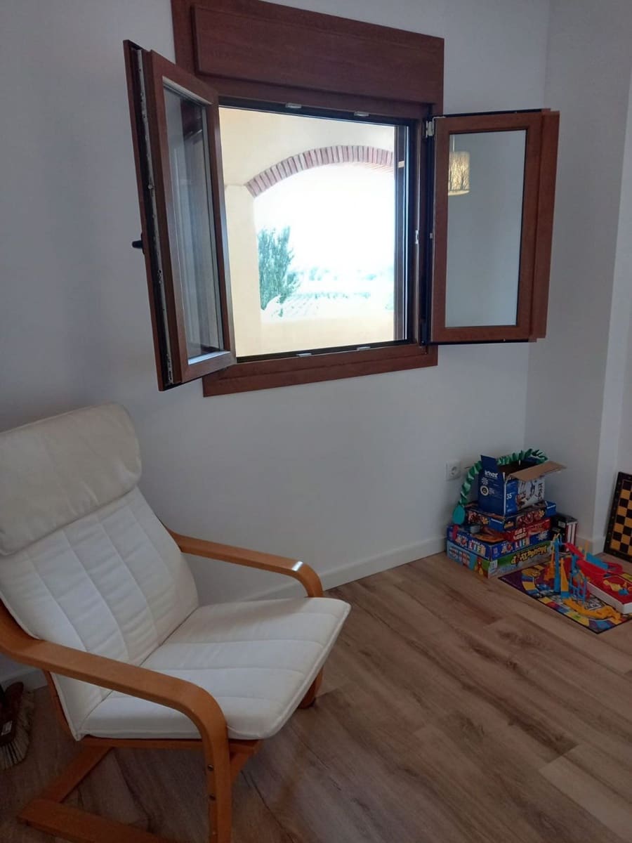 5 soverom Hus til salgs i Benissanet med garasje - € 265 000 (Ref: 9513170)