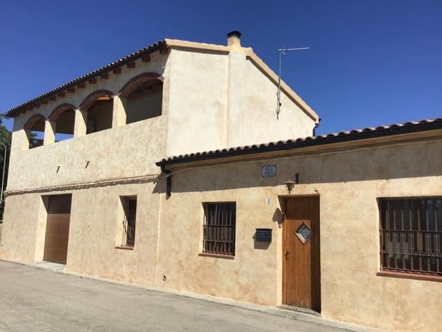 5 soverom Hus til salgs i Benissanet med garasje - € 265 000 (Ref: 9513170)