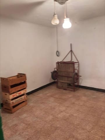 9 chambre Finca/Maison de Campagne à vendre à Flix avec garage - 35 000 € (Ref: 9533254)