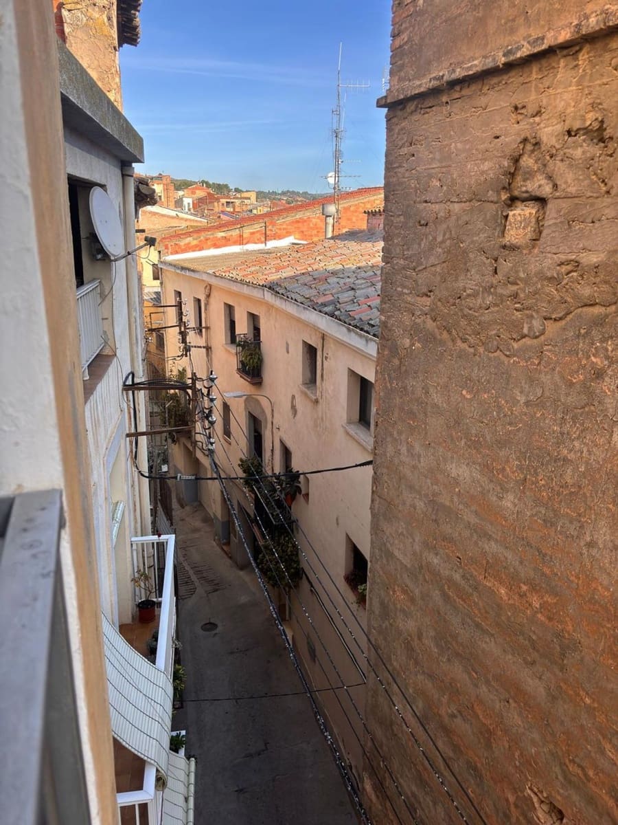 9 bedroom Finca/Country House for sale in Flix with garage - € 35,000 (Ref: 9533254)