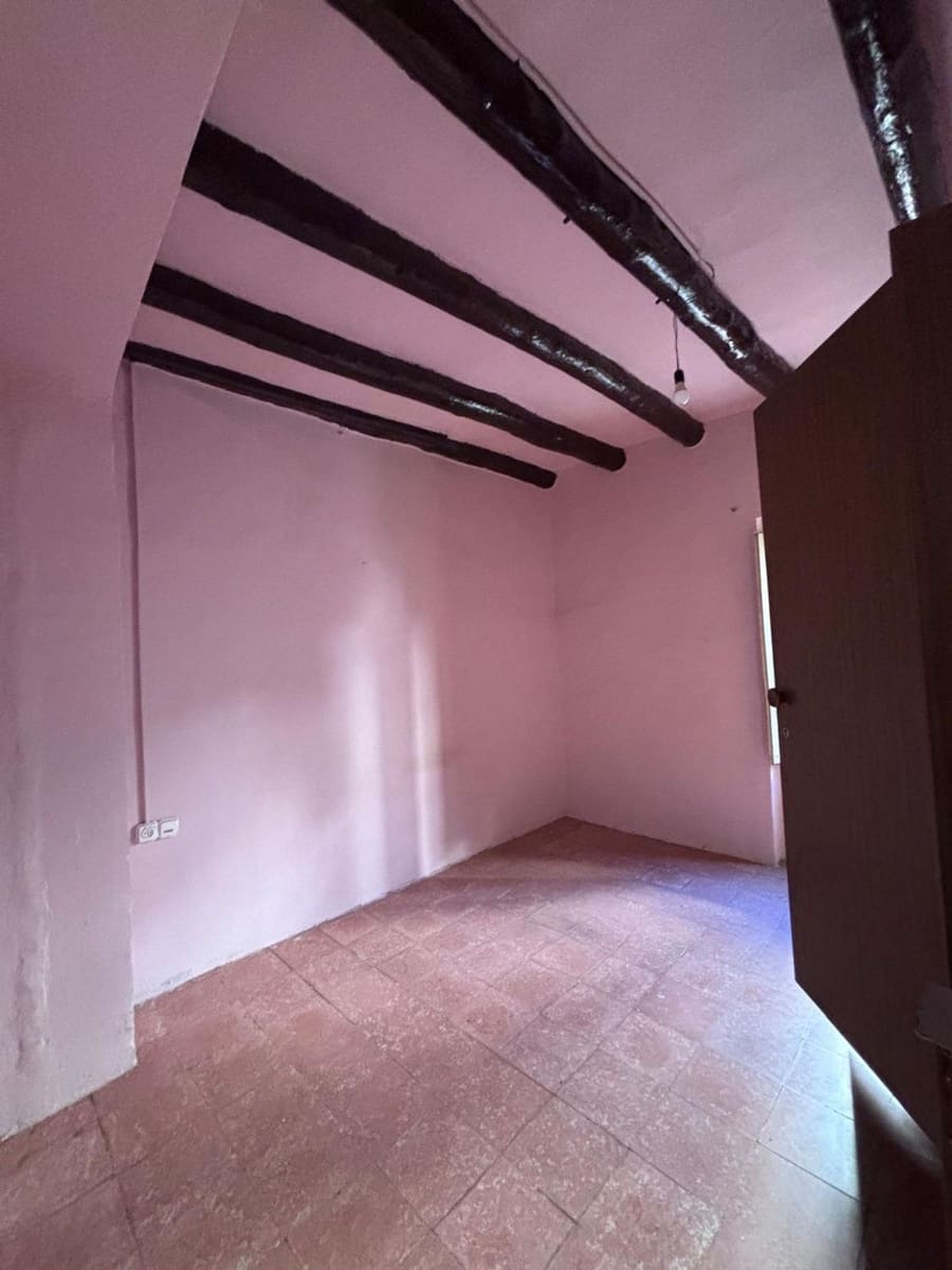 4 bedroom Finca/Country House for sale in El Masroig with garage - € 55,000 (Ref: 9560952)