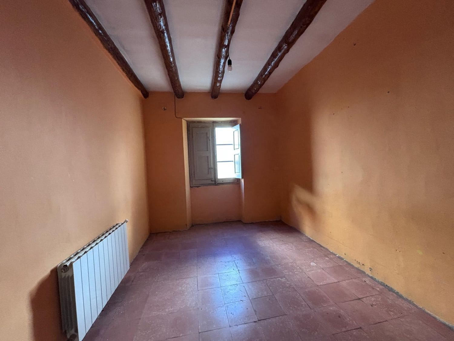 4 bedroom Finca/Country House for sale in El Masroig with garage - € 55,000 (Ref: 9560952)