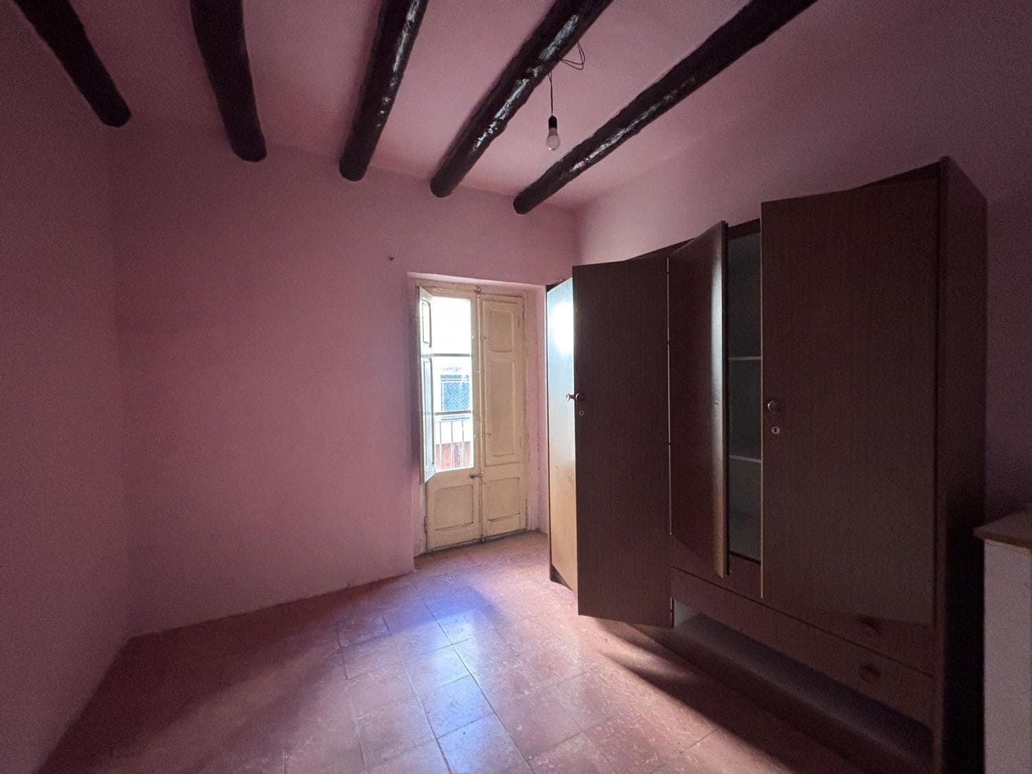 4 bedroom Finca/Country House for sale in El Masroig with garage - € 55,000 (Ref: 9560952)