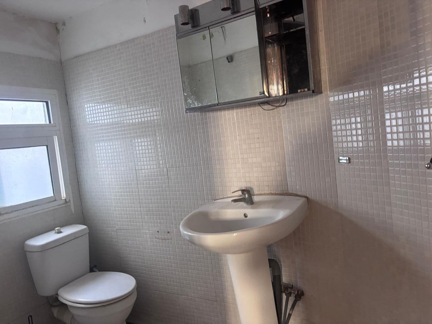 4 bedroom Finca/Country House for sale in El Masroig with garage - € 55,000 (Ref: 9560952)